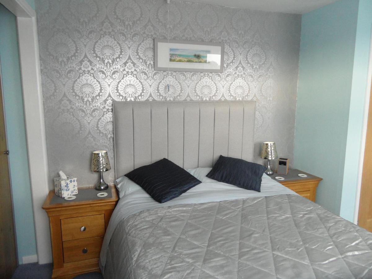 Bed and Breakfast Monterey Pines Helston Exterior foto