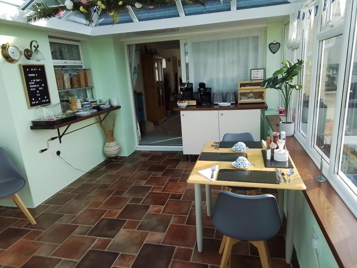 Bed and Breakfast Monterey Pines Helston Exterior foto